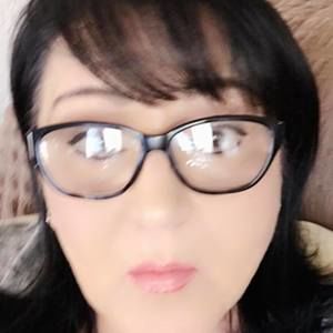 Meet your Posher, Rosa